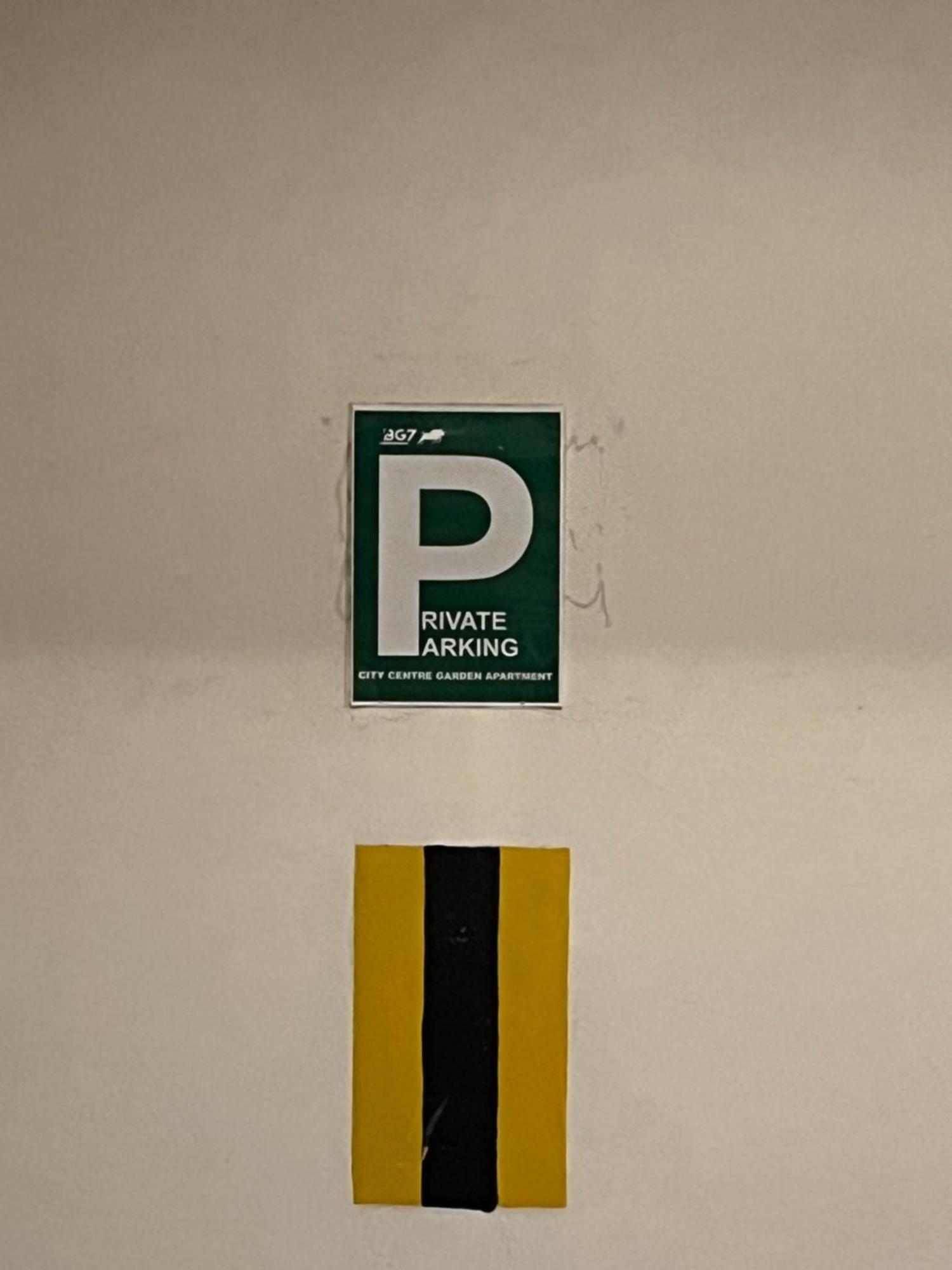 City Centre Apartment With Parking Πράγα Εξωτερικό φωτογραφία